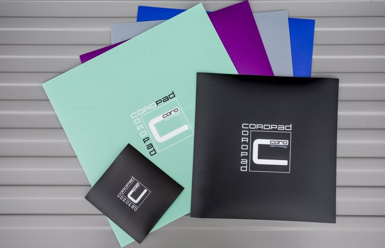 COROPad™ Adhesive Pad-Black-300x300 - zum Schließen ins Bild klicken